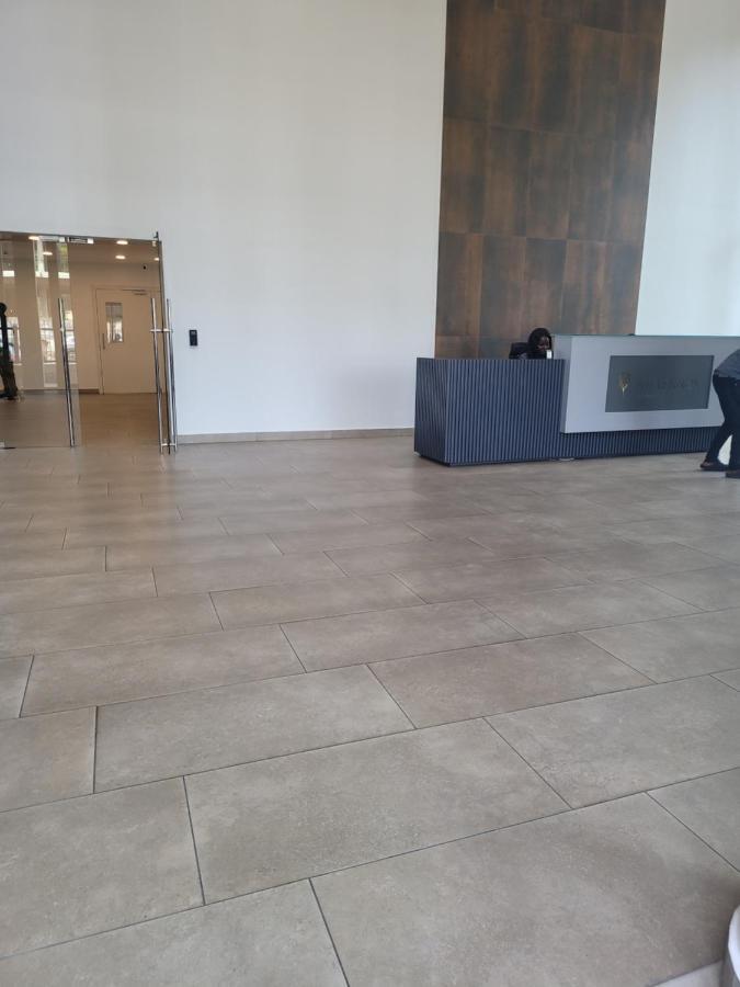 Rt Properties @ The Lennox Airport Residential Accra Exteriör bild